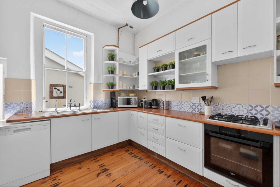 3 Bedroom Property for Sale in Higgovale Western Cape